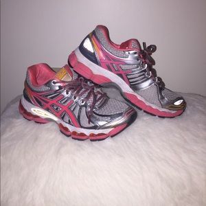 Women's coral asics gel nimbus 15 running shoe, 8