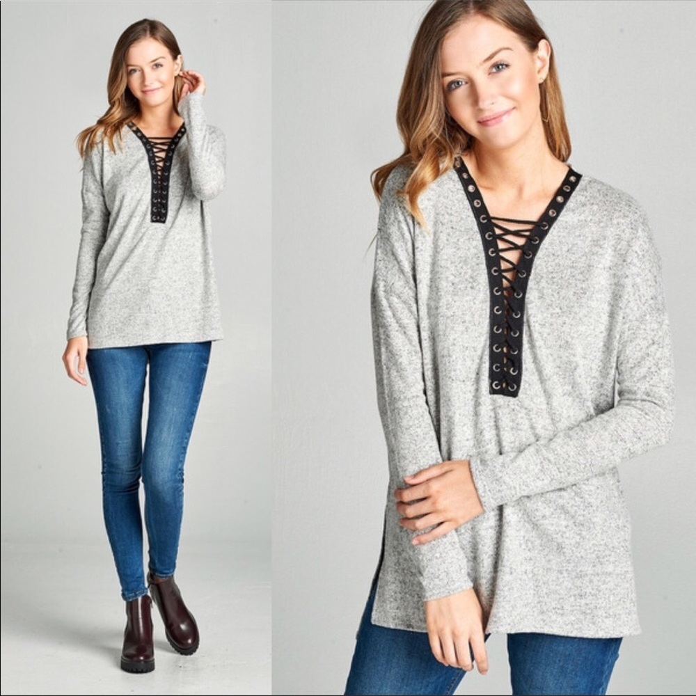 ⭐️Last One!!!⭐️  V-Neck Lace Up Long Sleeve Top