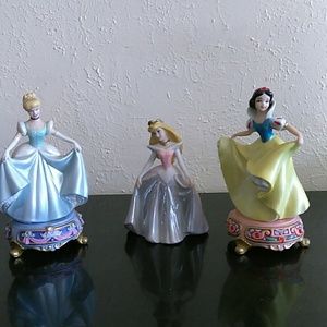 Bundle of Ceramic Disney princesses