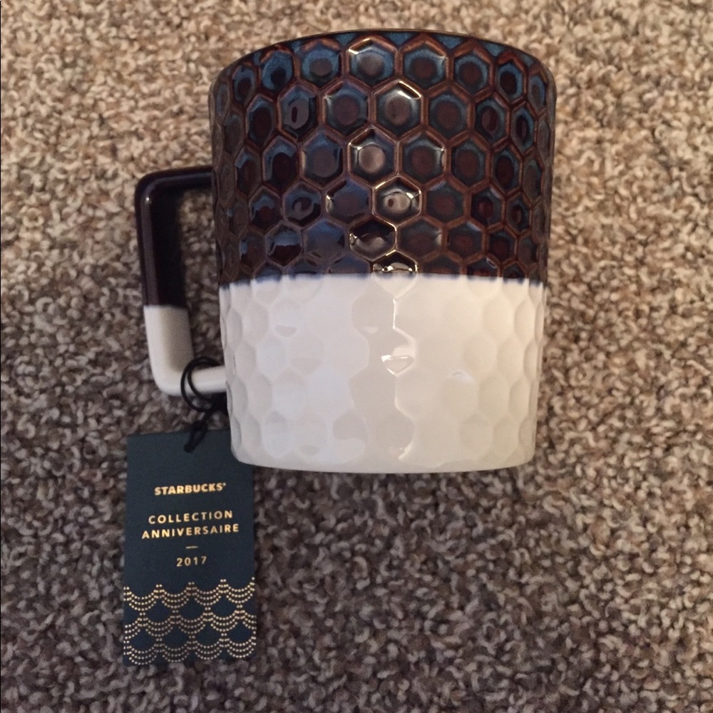 Starbucks coffee cup
