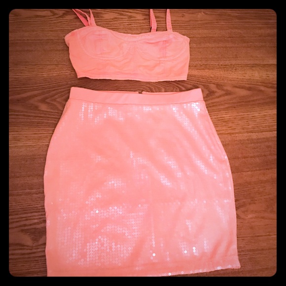 Dresses & Skirts - Peach sequin skirt,peach denim crop top , combo