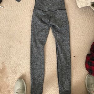Black/grey lululemon pants