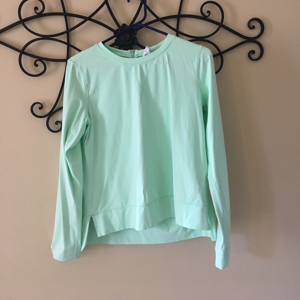 Lululemon pull over