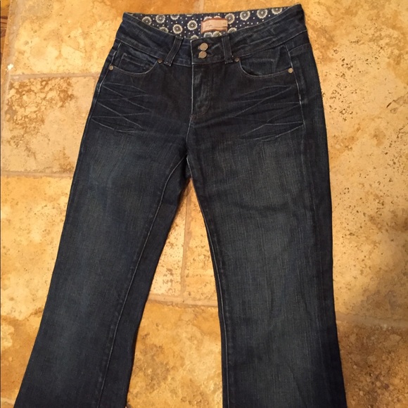 Paige jeans hidden hills high rise 33.5” inseam - Picture 2 of 8