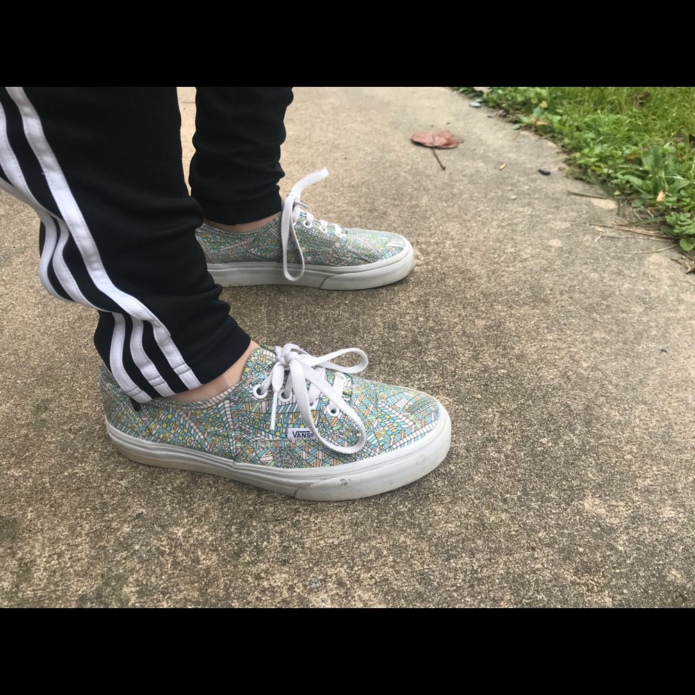 Vans Abstract Print - image 2