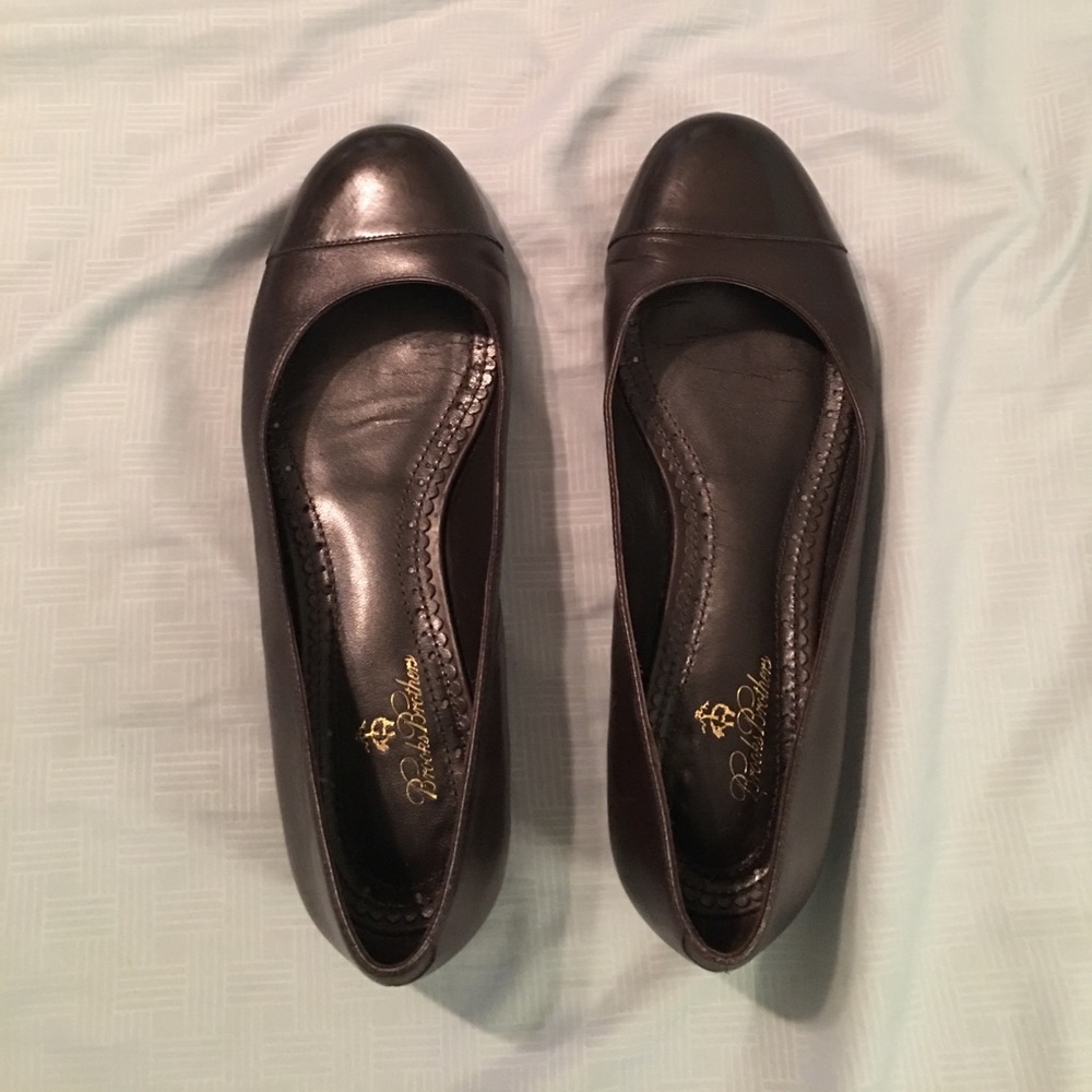 Brooks Brothers genuine leather flats