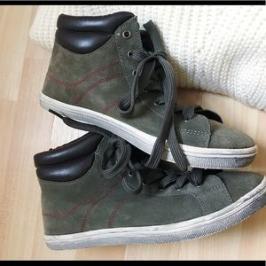 Urban Outfitters High Top Sneakers