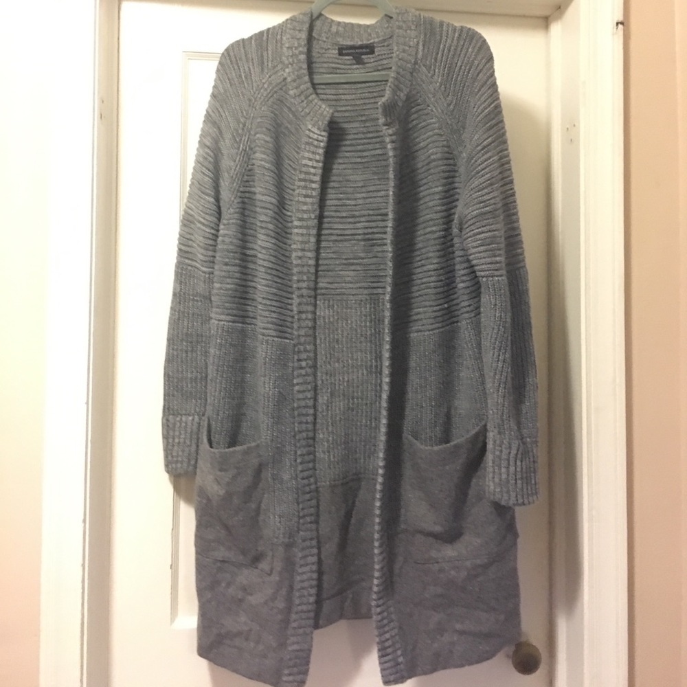 Amazing Banana Republic Long sweater coat