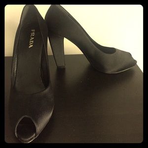 PRADA pumps