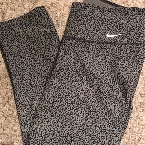Nike leggings