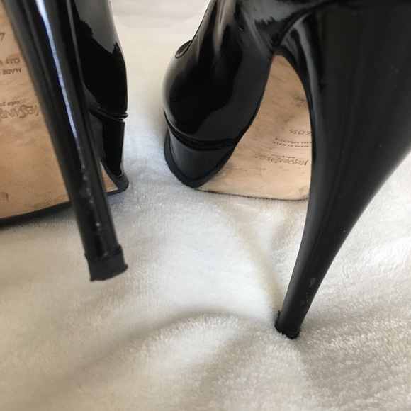 Yves Saint Laurent Patent Leather Tribute Heels - Picture 7 of 8