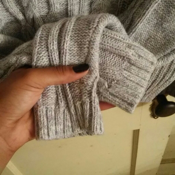 Sweater - Picture 3 of 3