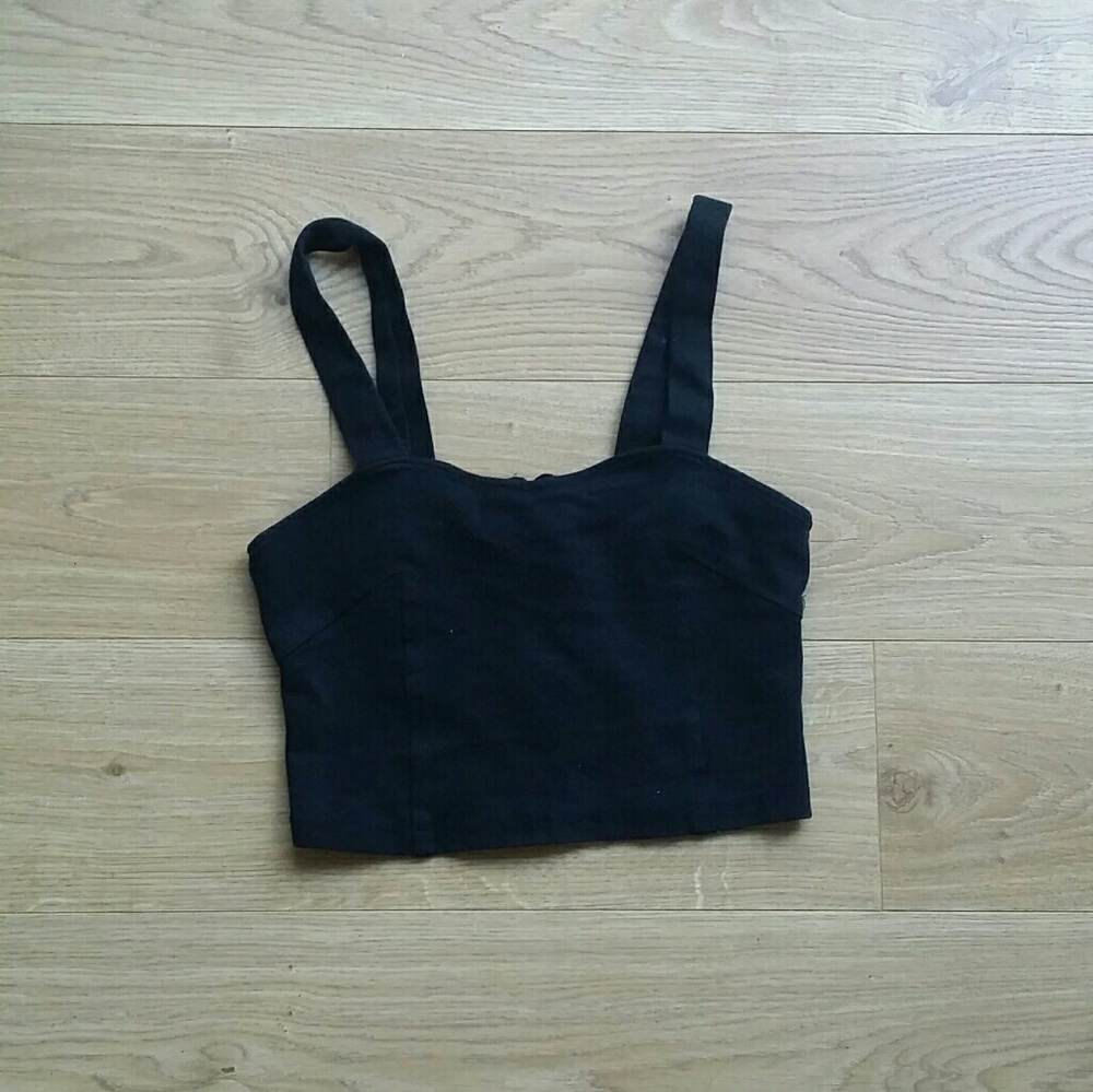 BM Crop Top.