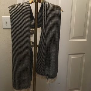 Scarf,black/cream and gold sparkle,