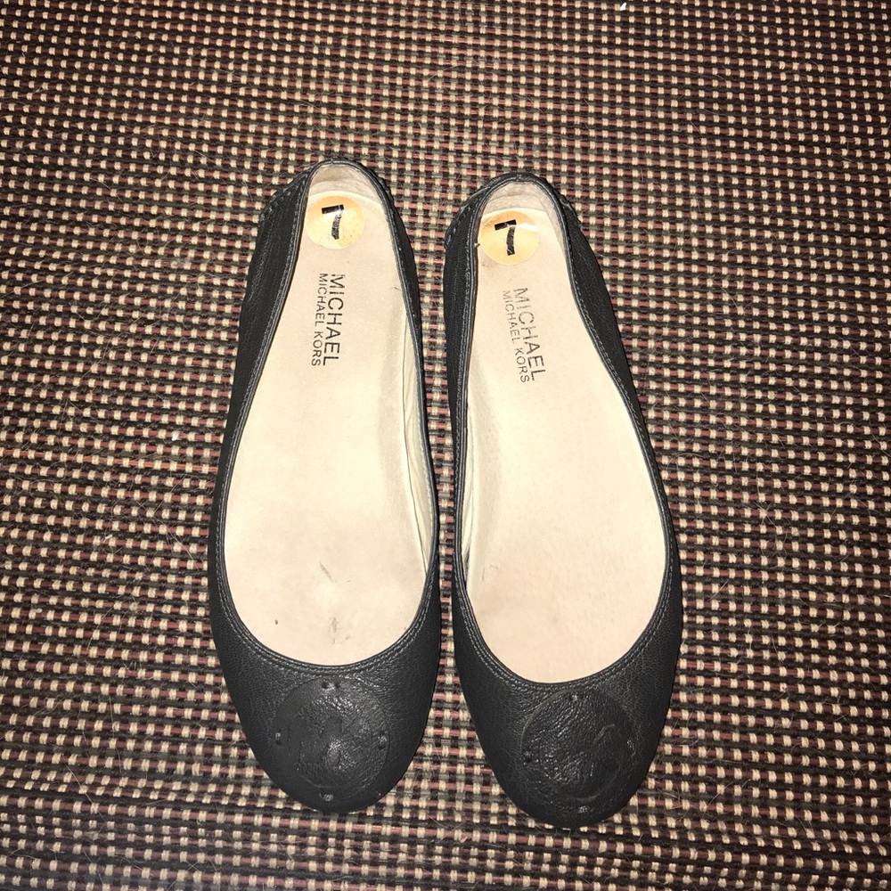 Michael Kors Grey flats