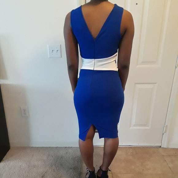 Dress - Picture 3 of 3