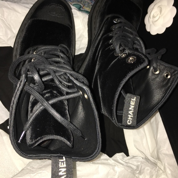 Chanel Velvet/Grosgrain Boots - Picture 2 of 7
