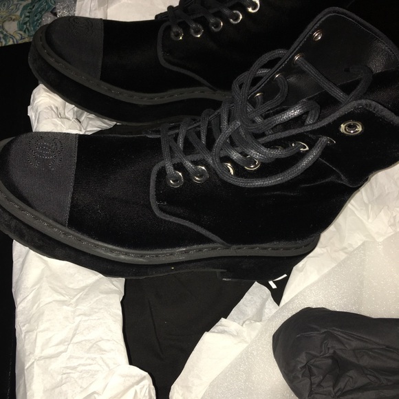 Chanel Velvet/Grosgrain Boots - Picture 4 of 7