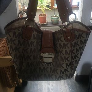 Michael Kors purse