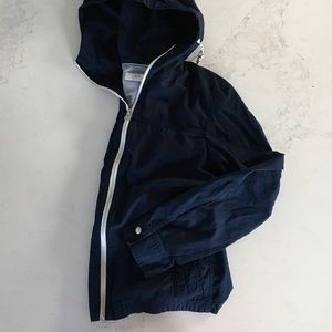 Men's Uniqlo Zip-Up Hooded Rain Jacket in Navy
