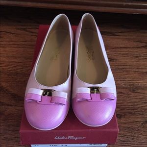 Girls Salvatore Ferragamo pink ballerina shoe