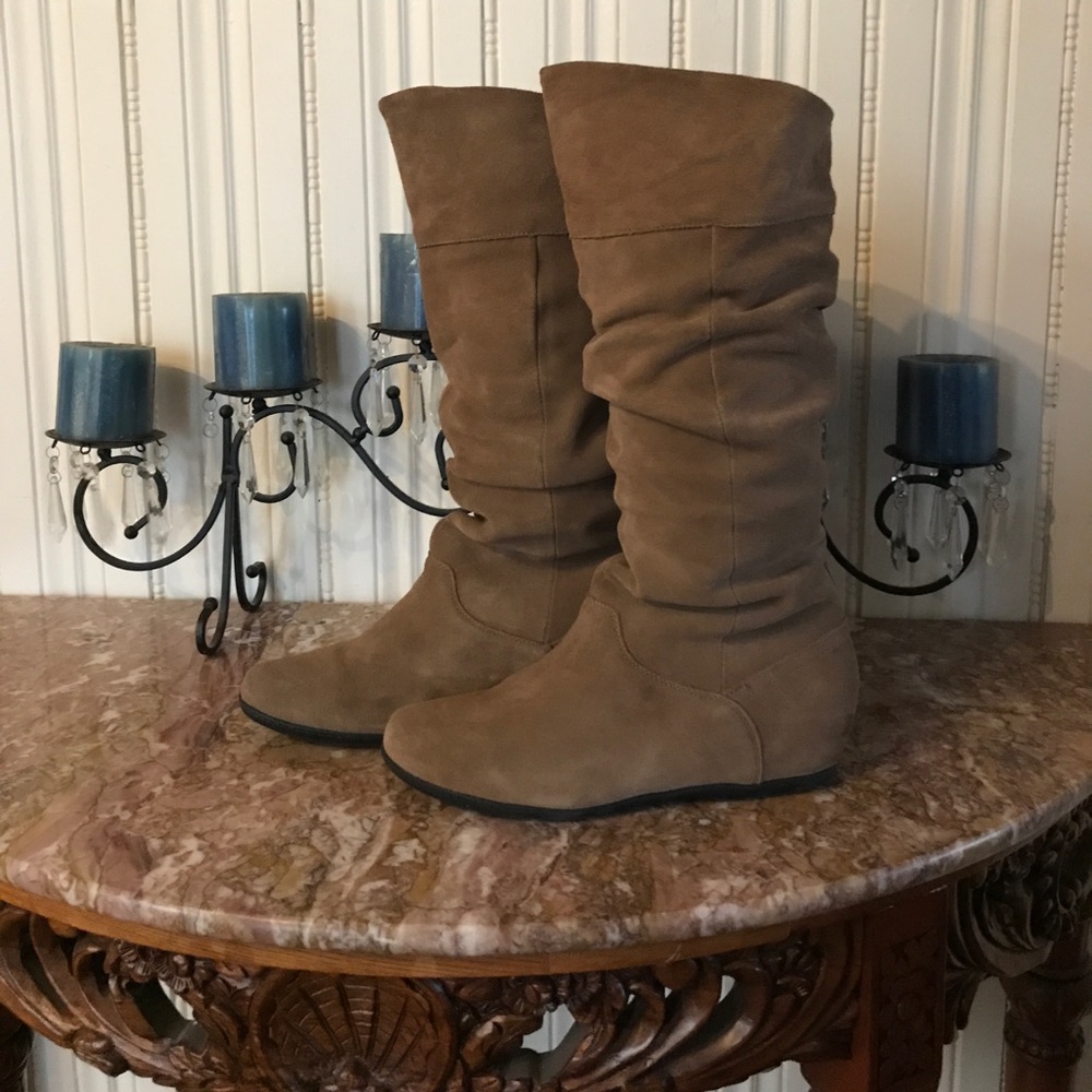 Cougar Invisible Wedge Knee High Suede Boot 11