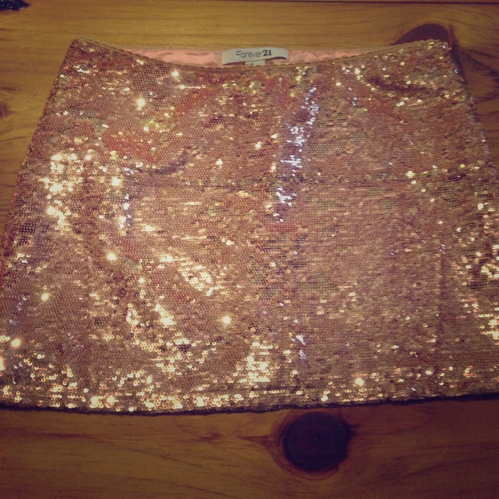 Forever 21. Rose gold sequin mini skirt