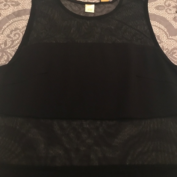 Body Con dress - Picture 2 of 4