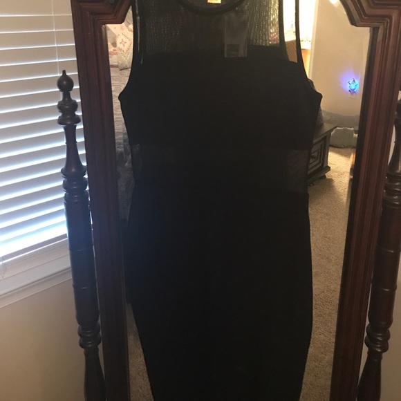 Body Con dress - Picture 4 of 4