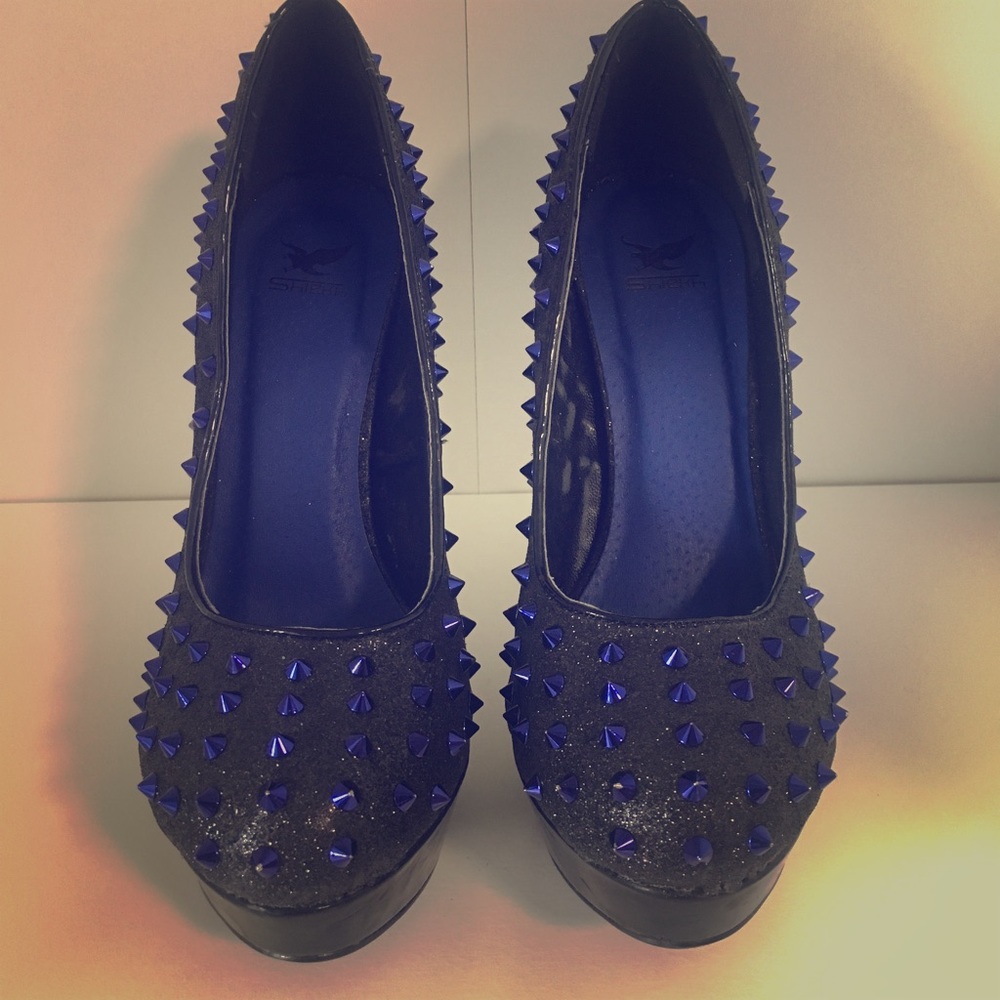 Spike heel