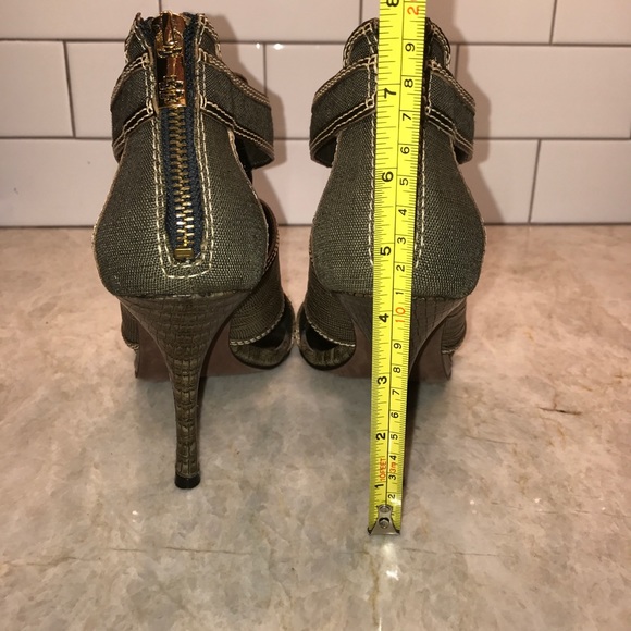 TORY BURCH Green/Gold Gladiator Heel - Picture 6 of 6