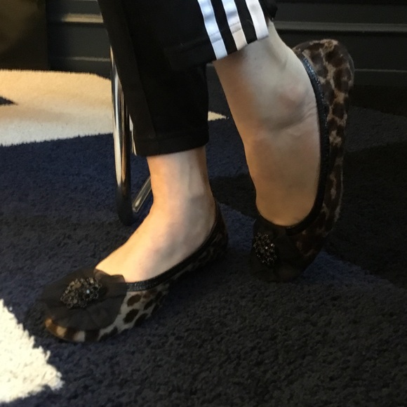 Lanvin flats leopard print and black jewel. - Picture 2 of 4