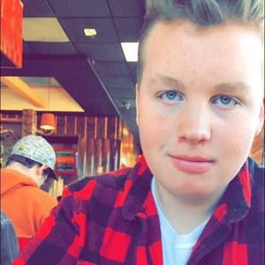 Meet your Posher, Chris