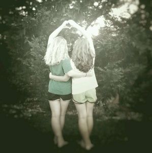 Meet your Posher, Ciara