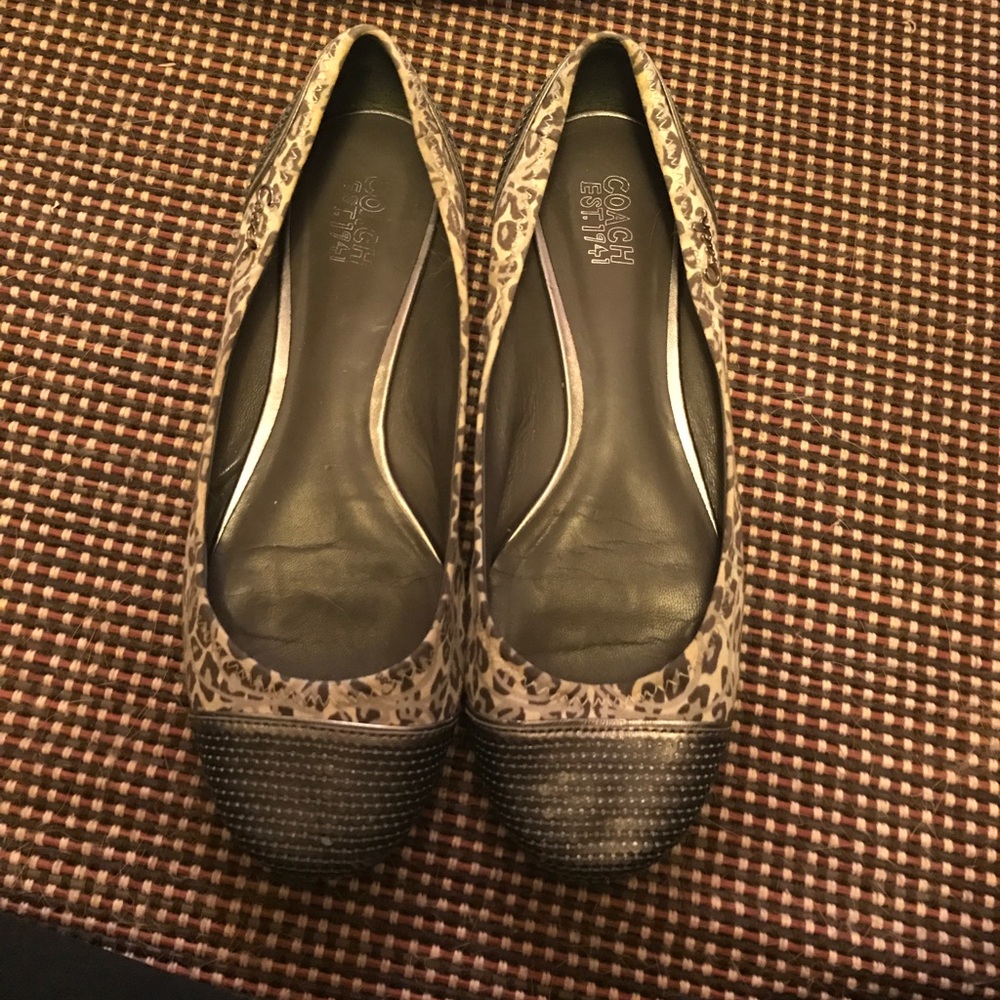 Coach flats