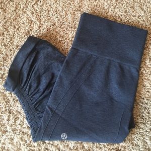 Lululemon In the Flow Crop II