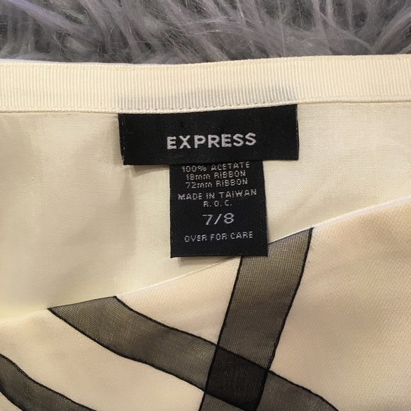 Express Cream & Black skirt SIZE 7/8 - Picture 3 of 3