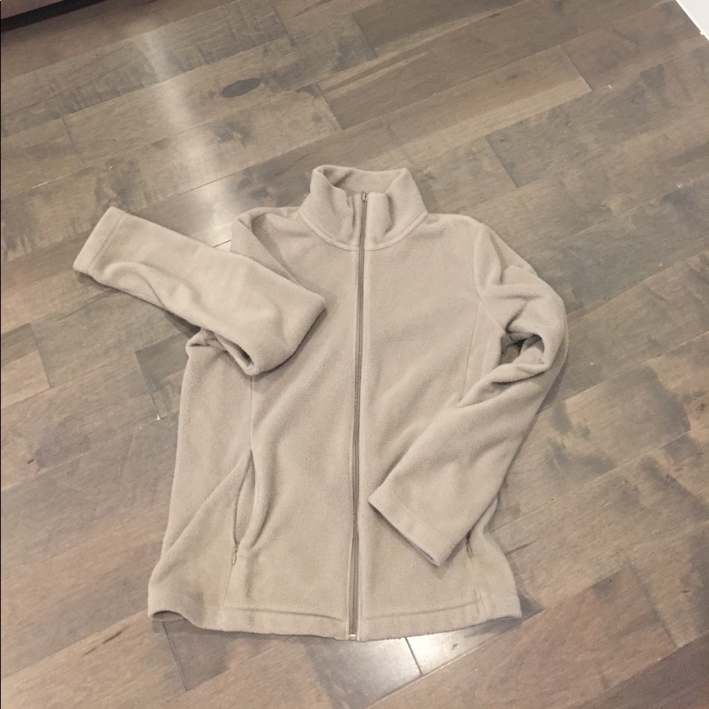Women’s fleece zip up