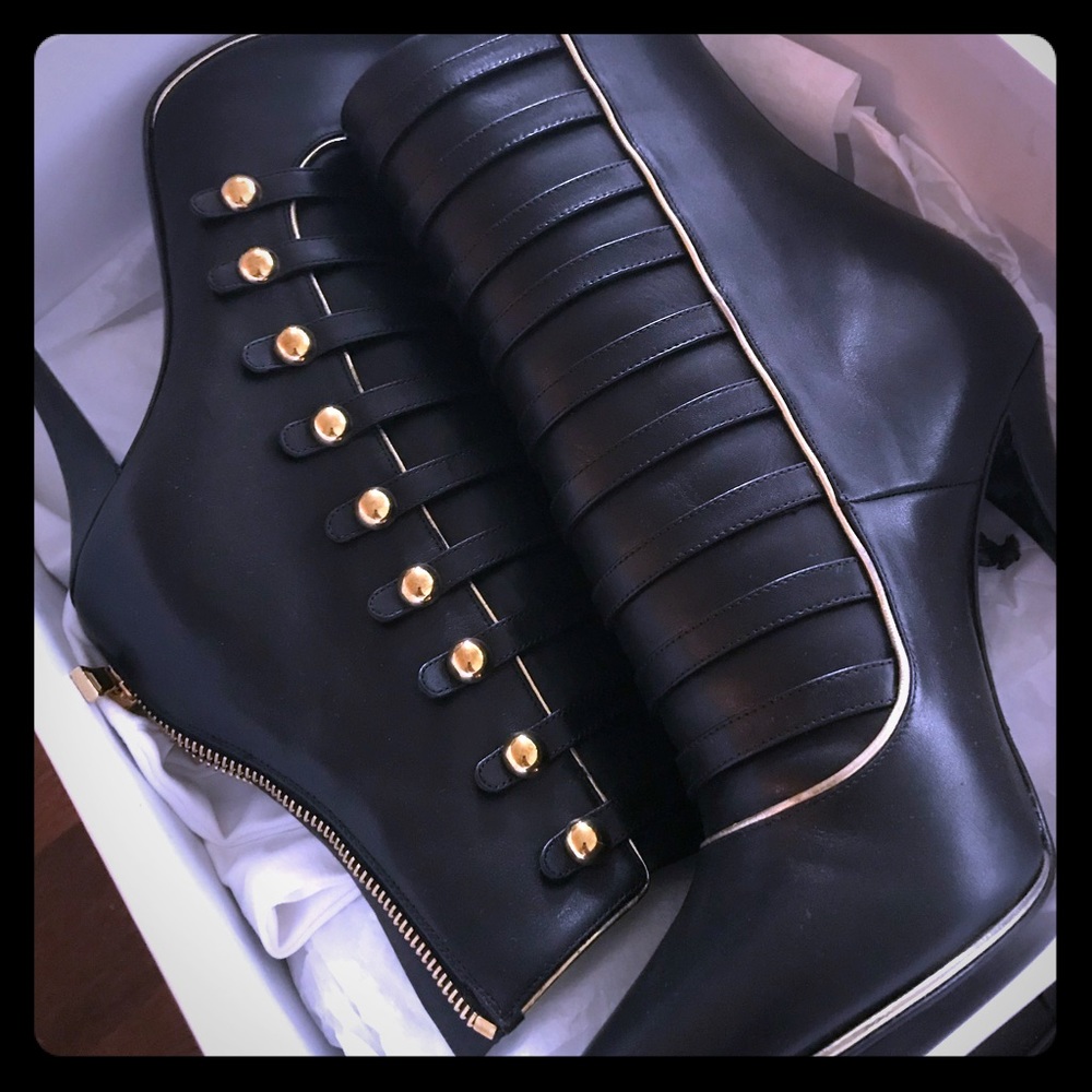 Balmain Booties