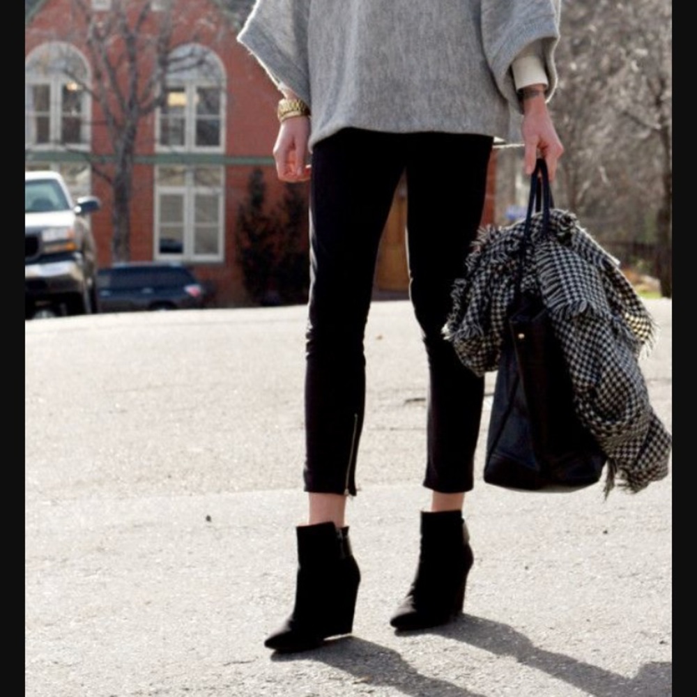 New with tags black wedged slouch boots in 9 1/2
