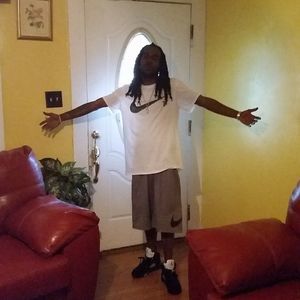 Meet your Posher, Corey