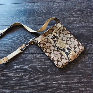 COACH: Messenger Crossbody Snakeskin Print