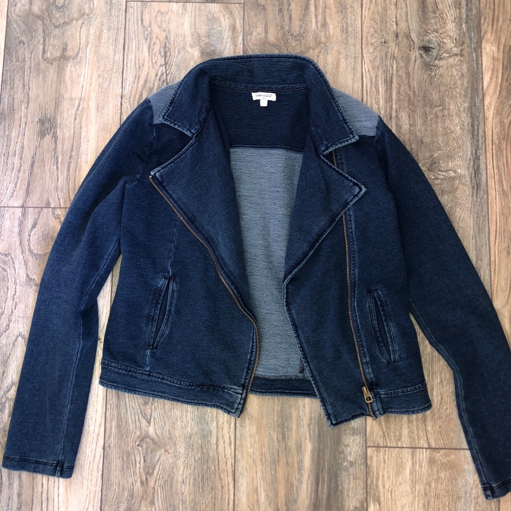 Jacket with Zippers and Cross over