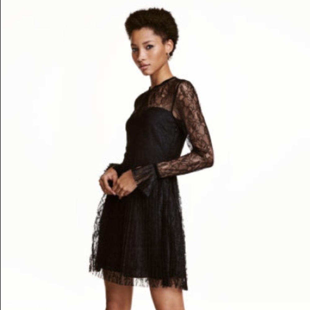 H&M long sleeve lace dress