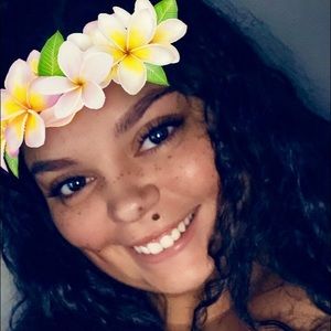 Meet your Posher, Lexie