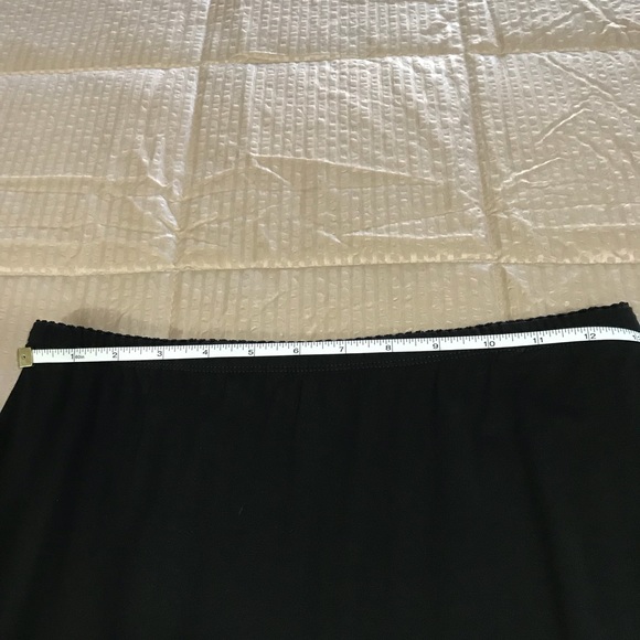 J.Jill Wherever Black skirt - Picture 2 of 5