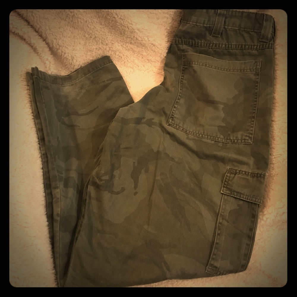 Men’s wrangler camo pants
