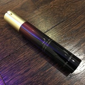 Kevyn Aucoin celestial skin liquid lighting