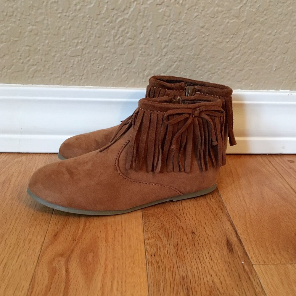 Brown Shoes for a Girl