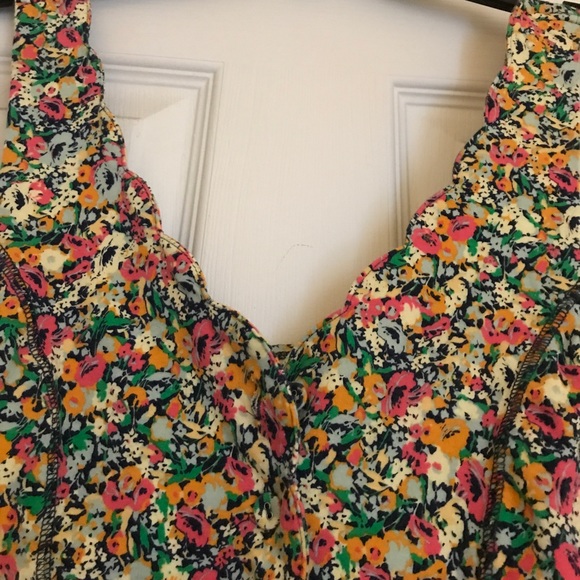 Kimchi Blue floral top - Picture 2 of 3